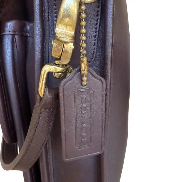 Coach Brown Leather Shoulder Bag - Picture 4 of 10